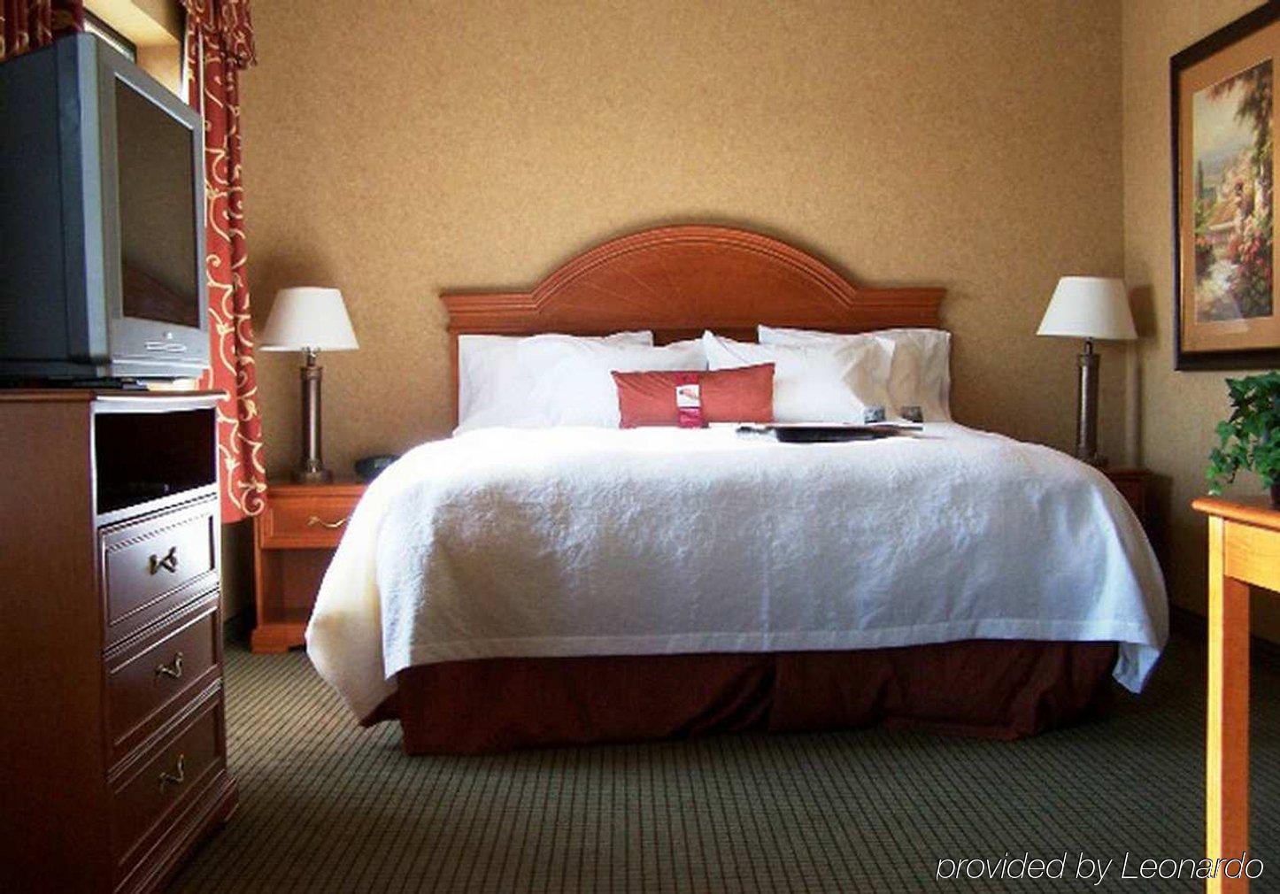Hampton Inn & Suites Юба-Сіті Номер фото